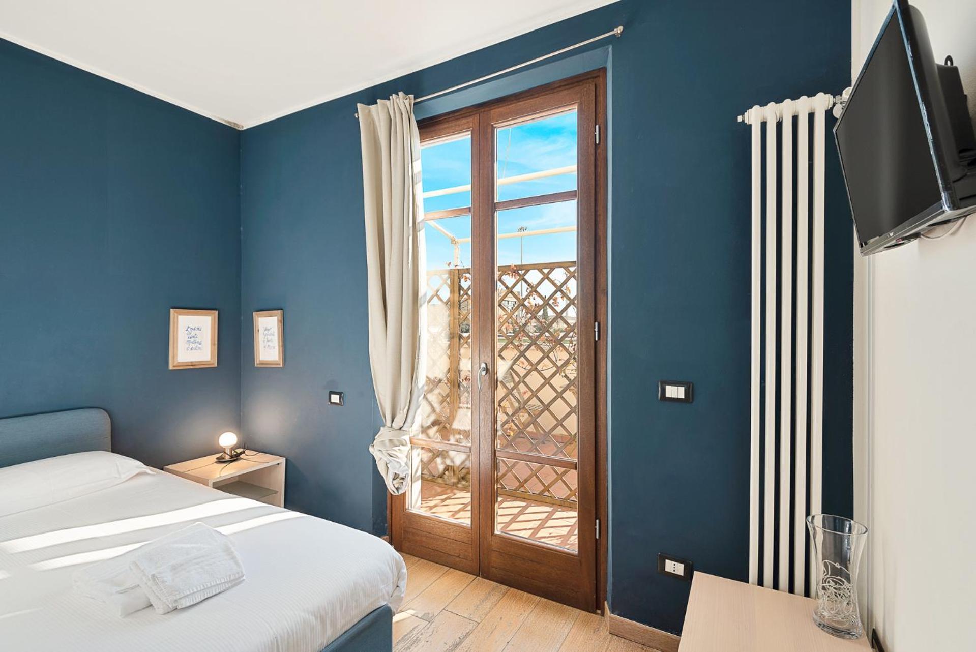 Accogliente Camera Singola Con Balcone A 500 Mt Dal Mare Marina Di Carrara Buitenkant foto